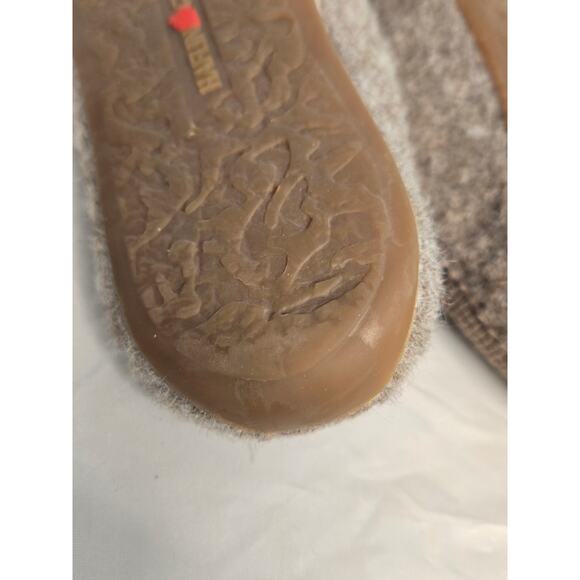 Halflinger Cozy Classic Boiled Wool Slippers Timeless Neutral Lounge Clogs | 7 - Picture 7 of 10